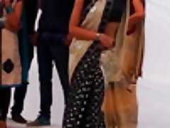 Söpö kuuma college tytöt tanssivat puolialastomat